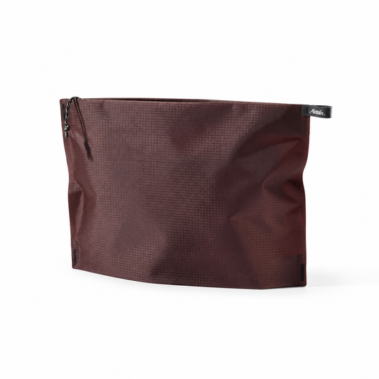 Matador FlatPak Zipper Toiletry Case V2, Garnet, sett forfra