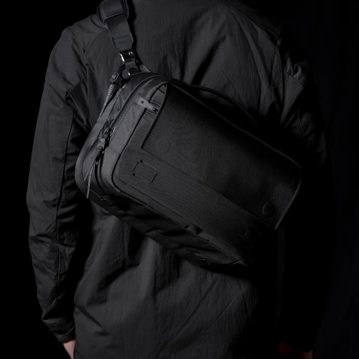 Black Ember Grip Sling 12 Embertex™ Pfas Free 12L, Jet Black