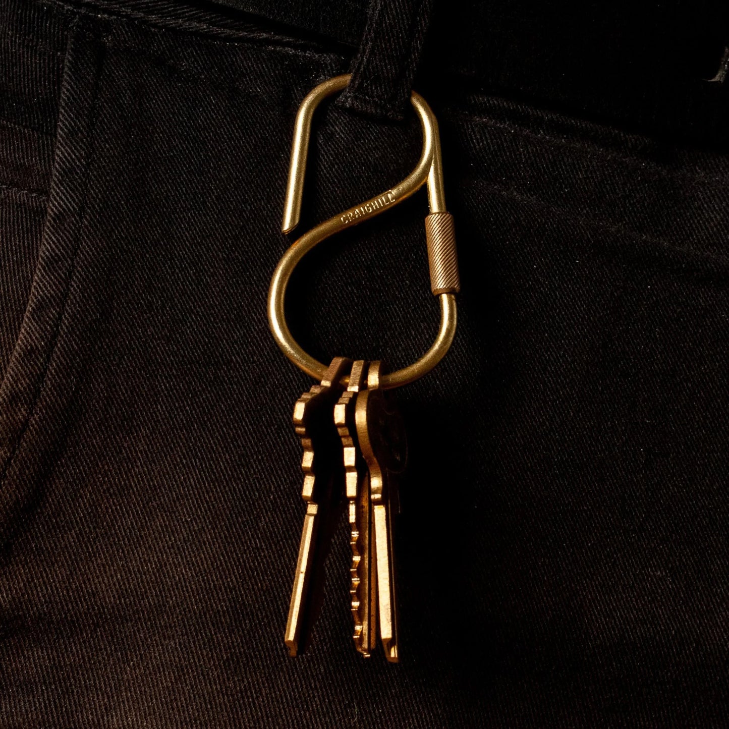 Craighill Offset Keyring, Black/Brass