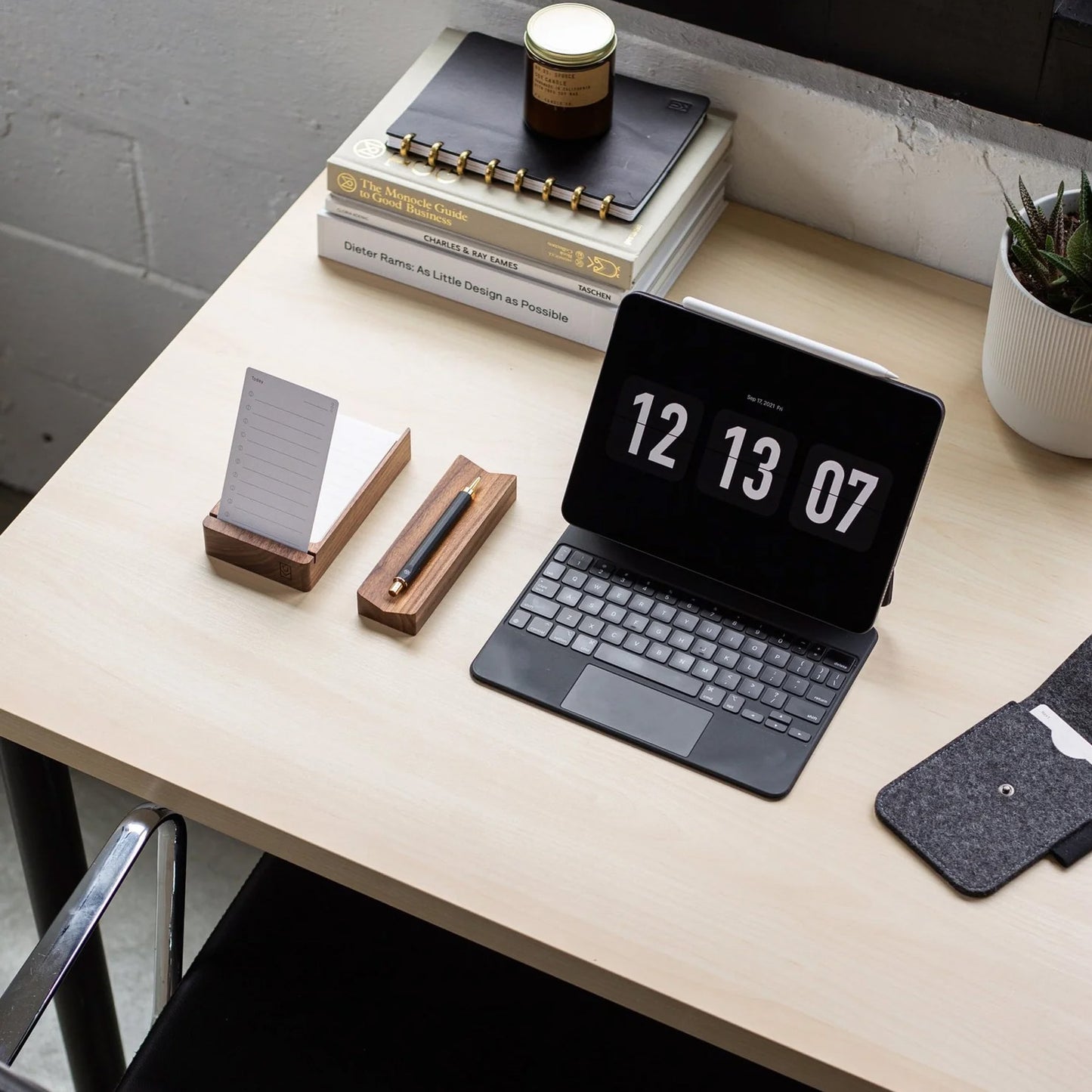 UGMONK Pen Tray, Walnut