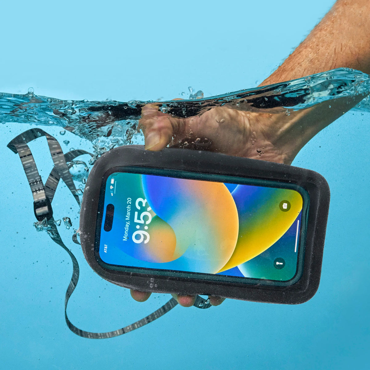Nite Ize RunOff® Waterproof Phone Case, Plus