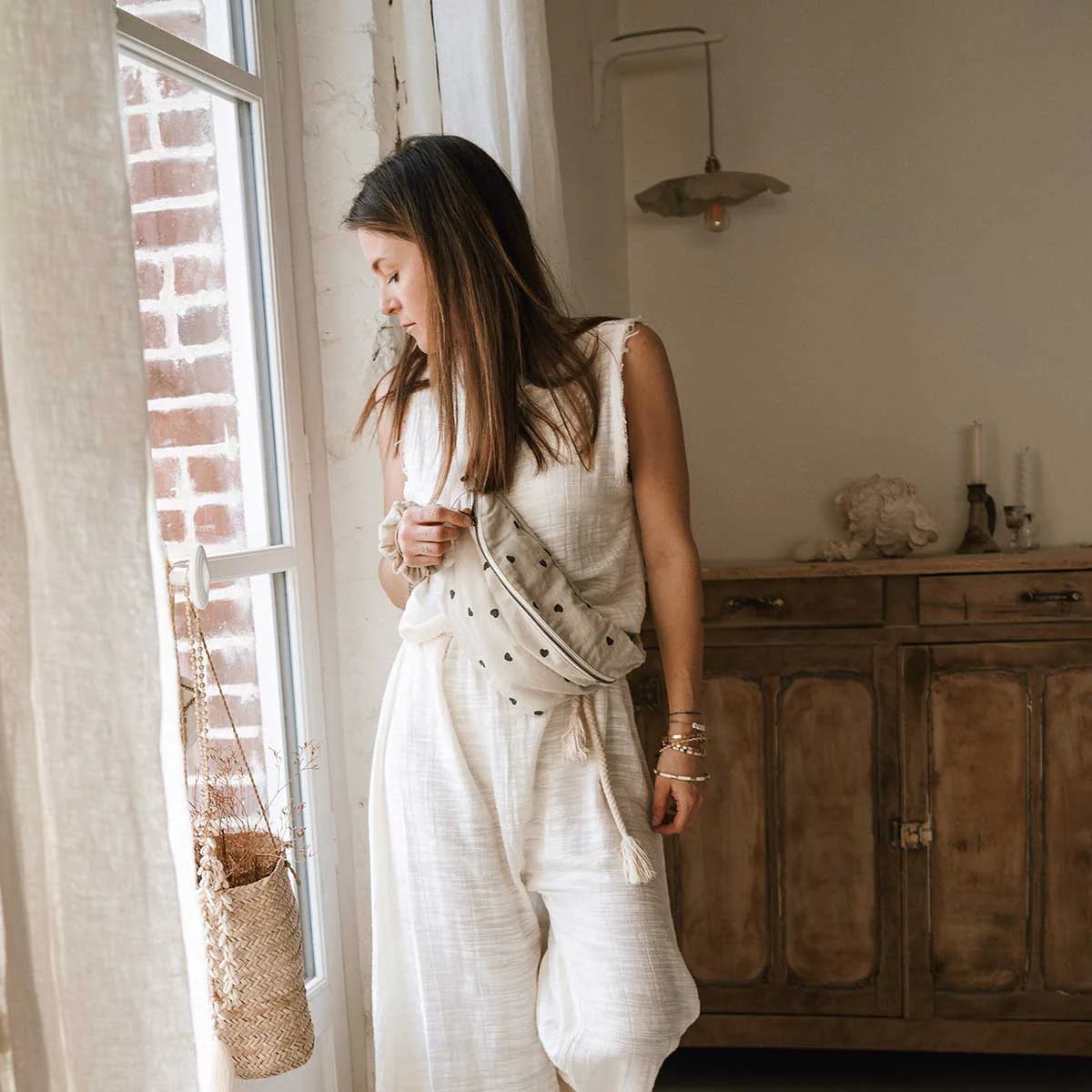 Rose in April Bum Bag, Heart Sand