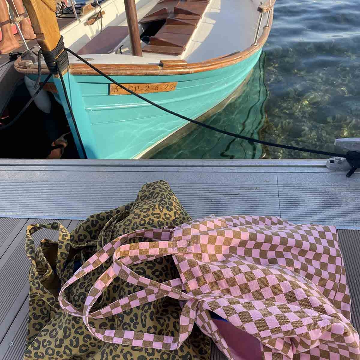 Rose in April Elisa Tote bag Checkerboard, Strawberry / Caramel