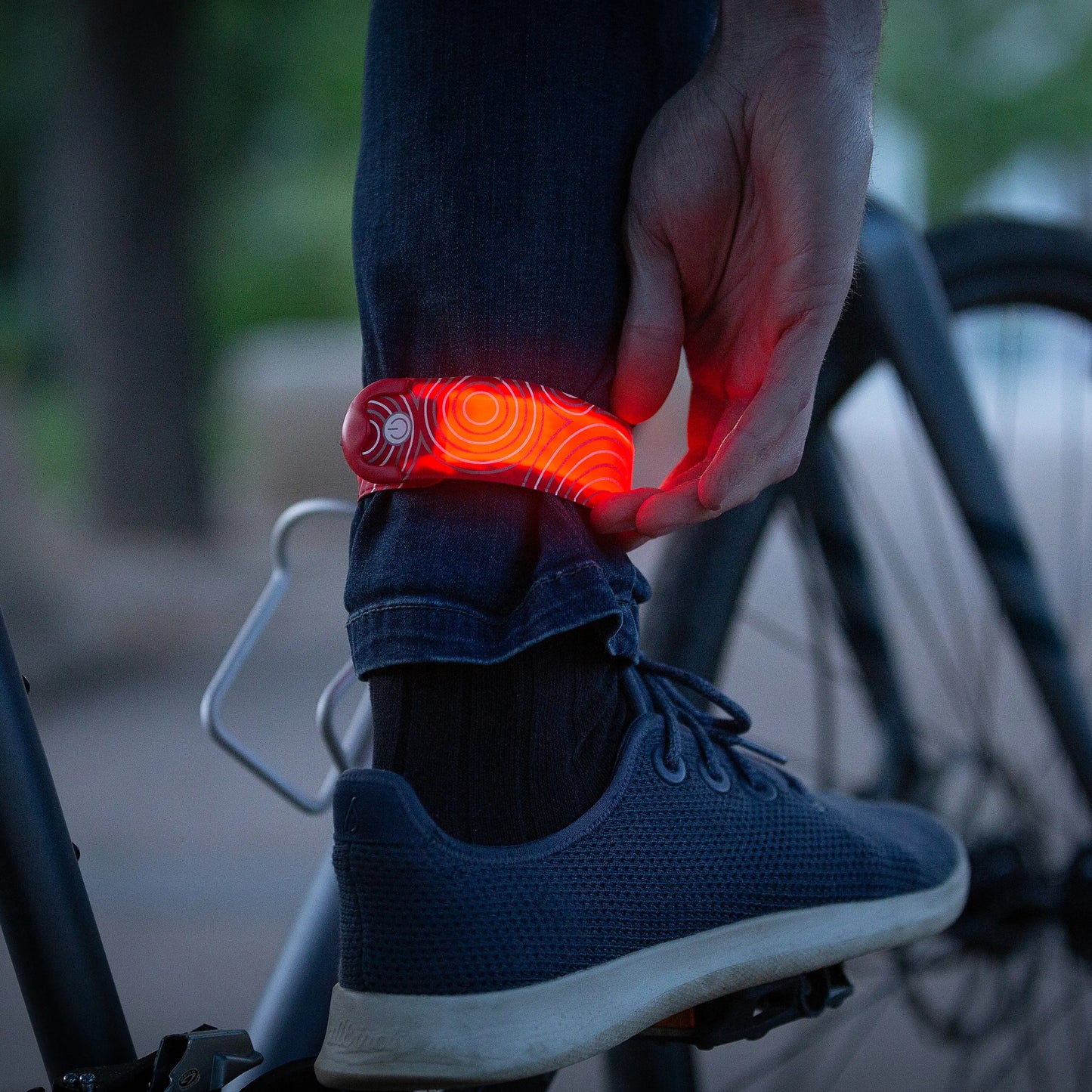 Nite Ize SlapLit Rechargeable LED Slap Wrap, Red