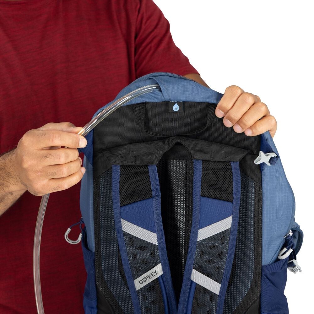 Osprey Sportlite™ 20 Hiking Backpack, Olive Tan