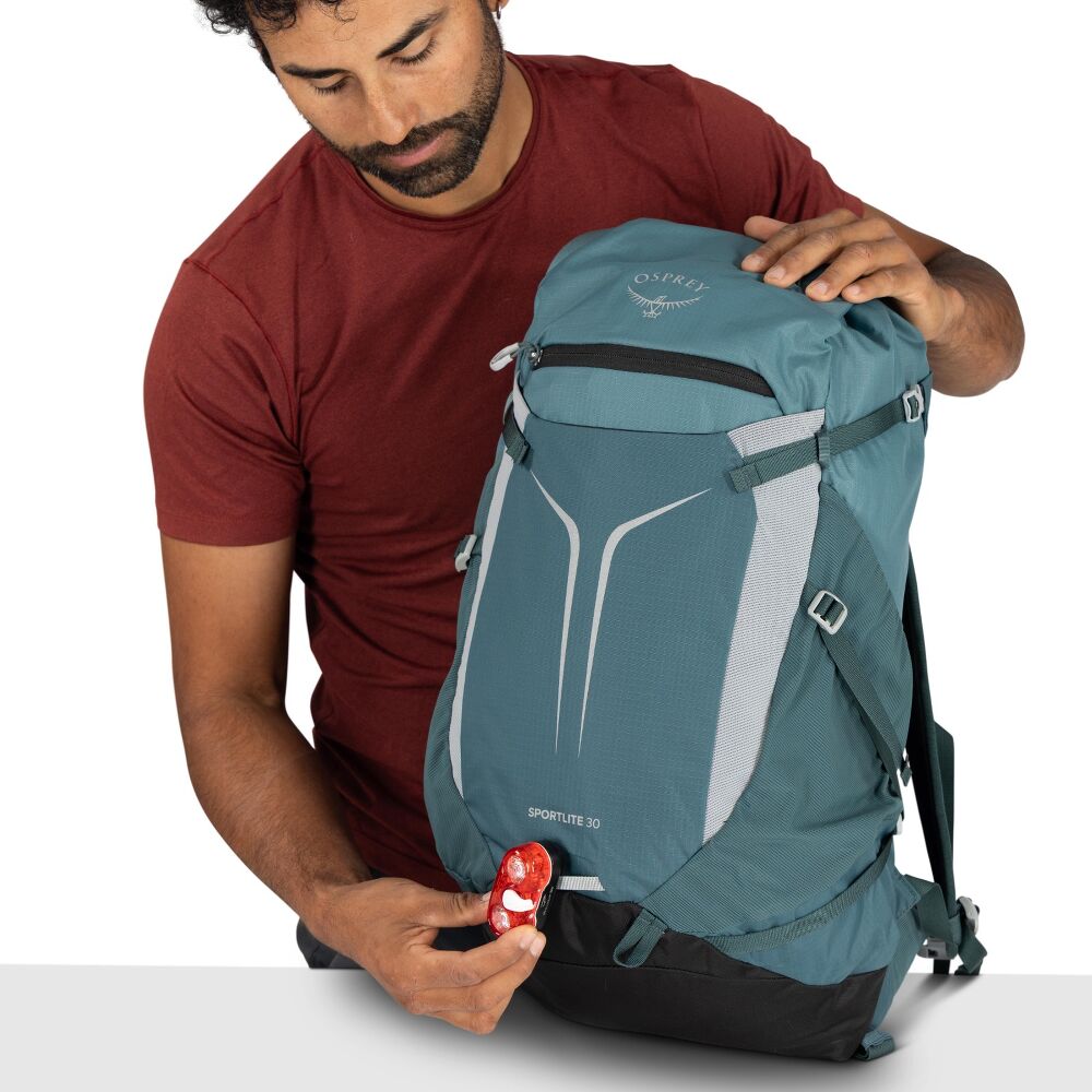 Osprey Sportlite™ 30 Hiking Backpack, Olive Tan