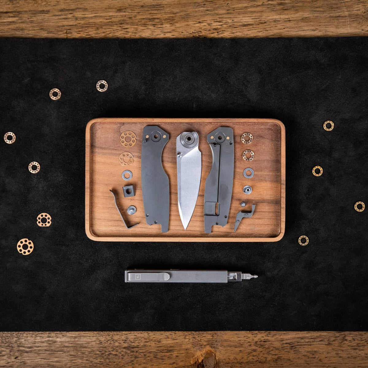 Big i Design Ti Manu Pocket Knife