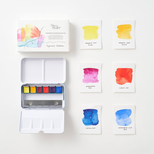 Tom’s Studio Signature Watercolour Collection, åpent reiseskrin med seks farger og fargeprøver