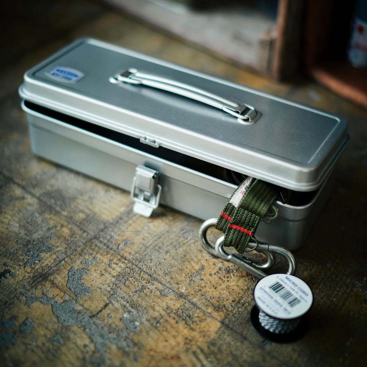 TOYO STEEL Trunk Shape Toolbox T-320 SV, Silver