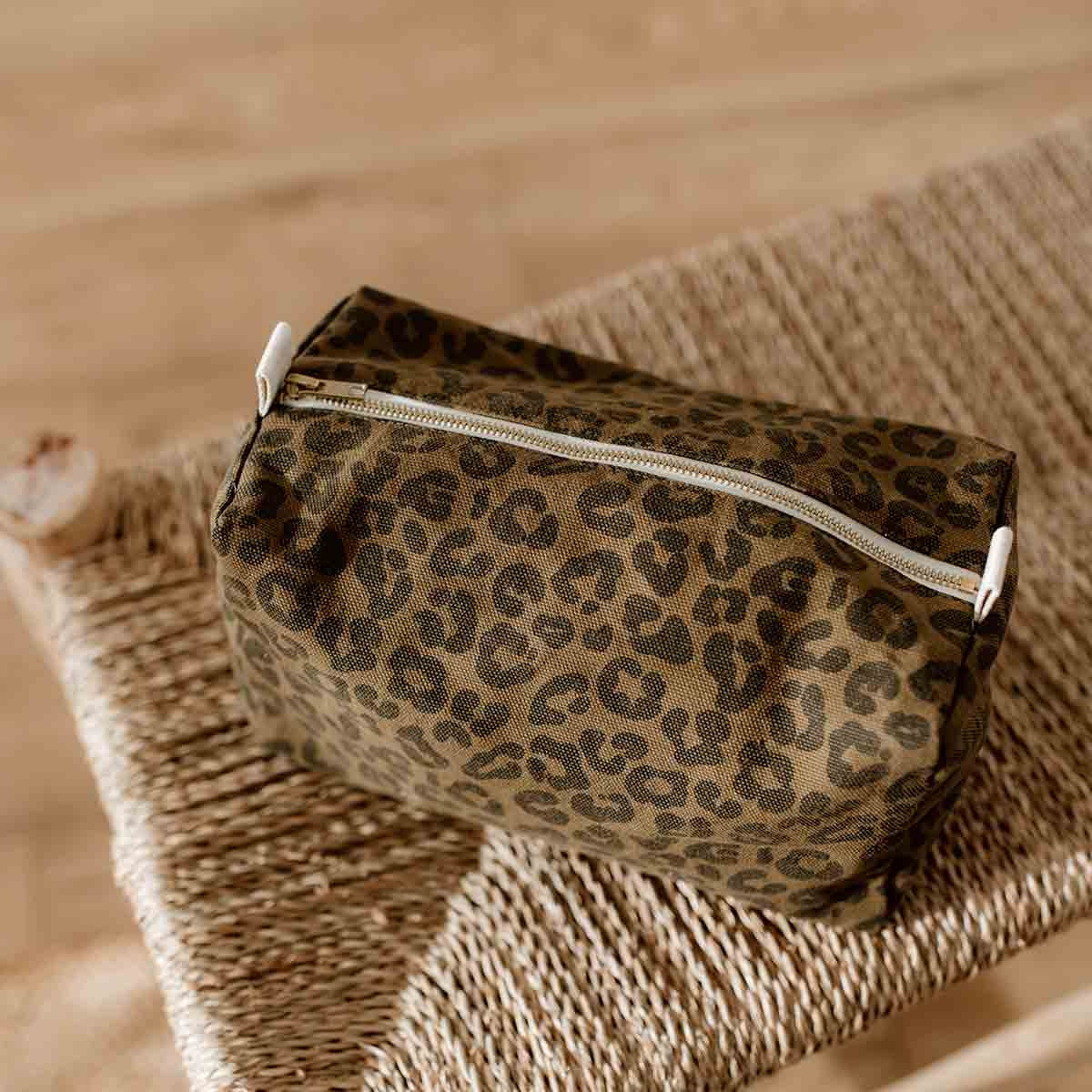 Rose in April Vic Wash Bag Graou, Olive