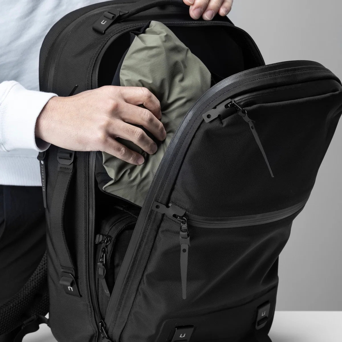 Black Ember Citadel R3 25L Embertex™ Pfas Free, Jet Black