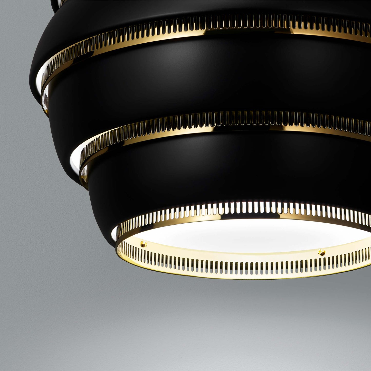 Artek Pendant Light A331 “Beehive“, Black/Brass